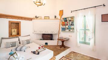 1 slaapkamer, een strijkplank/strijkijzer, gratis wifi, beddengoed