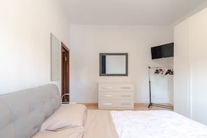 3 chambres, fer et planche Ă repasser, accĂšs au Wi-Fi (inclus)