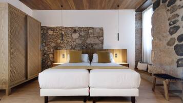 1 slaapkamer, een strijkplank/strijkijzer, gratis wifi, beddengoed