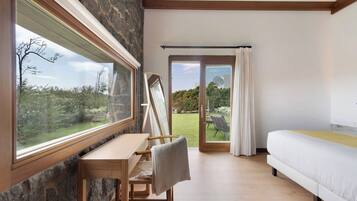 1 slaapkamer, een strijkplank/strijkijzer, gratis wifi, beddengoed