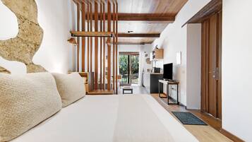 1 slaapkamer, een strijkplank/strijkijzer, gratis wifi, beddengoed