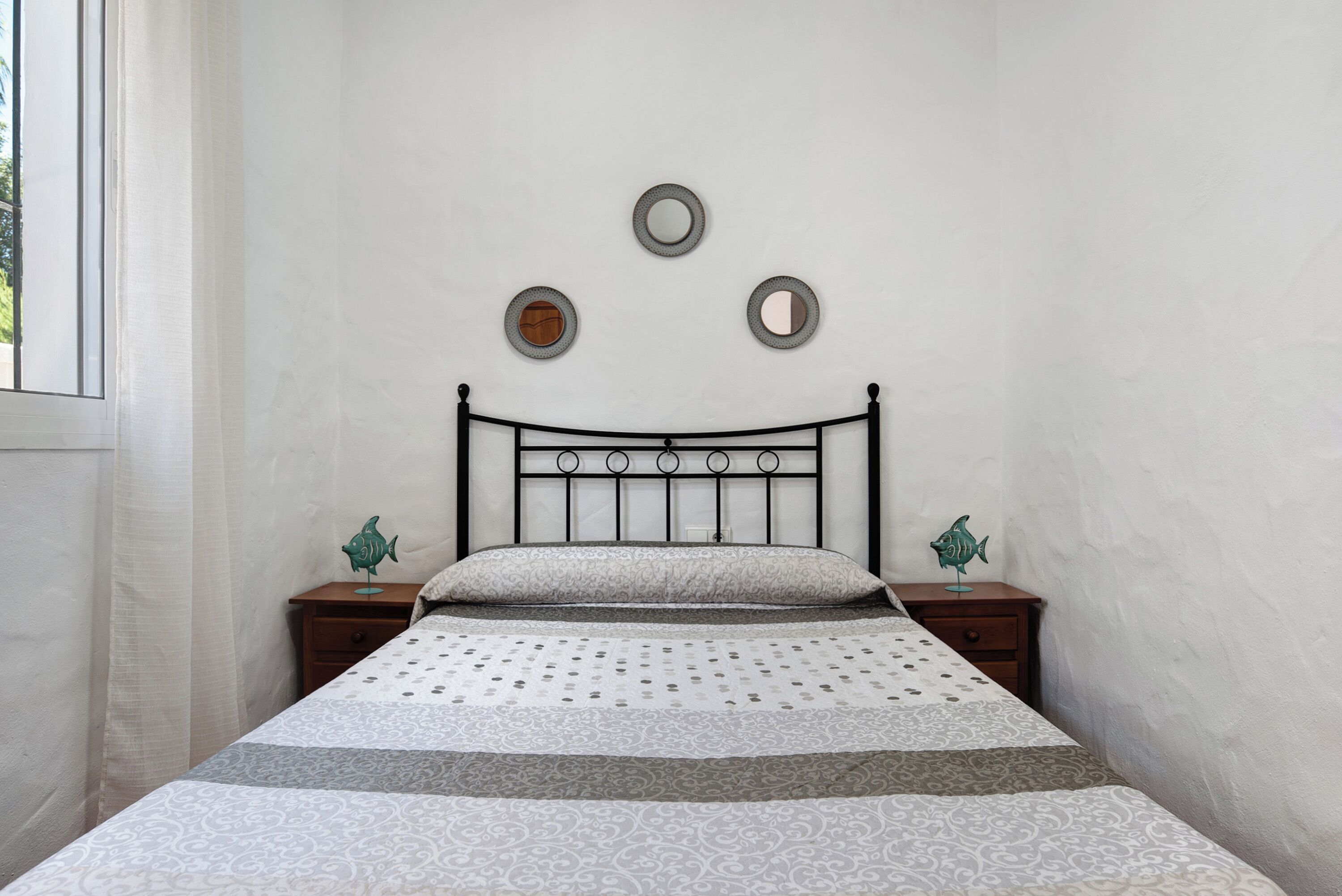 2 chambres, fer et planche à repasser, Wi-Fi gratuit, draps fournis