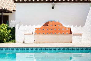 Pool - Holiday Home "Casa Paqui 1" with Shared Fenced Pool & Wi-Fi (Conil)