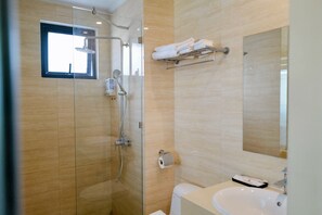 Standard-Doppelzimmer zur Einzelnutzung | Badezimmer