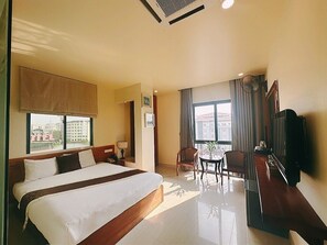 Phòng đôi Superior | Bộ đồ giường kháng dị ứng, bàn, màn/rèm cản sáng, phòng cách âm 