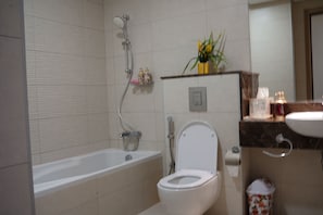 Bathroom - 315 furnished 1BR apartments  (Dubai)
