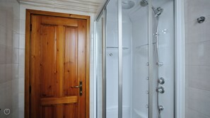 Villa (4 Bedrooms) | Interiör