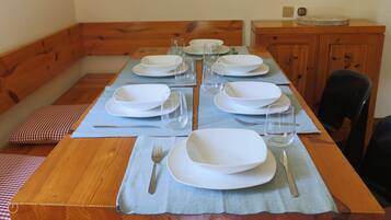 Villa (4 Bedrooms) | Interior