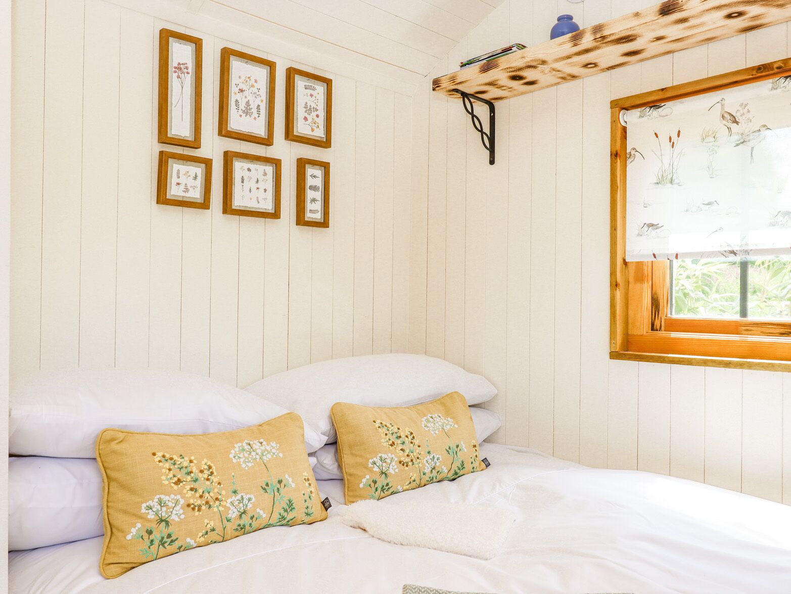 1 bedroom, individually decorated, individually furnished, free WiFi