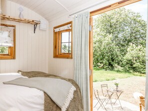 Cottage | 1 bedroom, individually decorated, individually furnished, free WiFi - Coombe Valley Shepherd's Hut (Newton Abbot)
