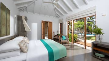 Luxury Room | In-room safe, desk, free WiFi, bed sheets