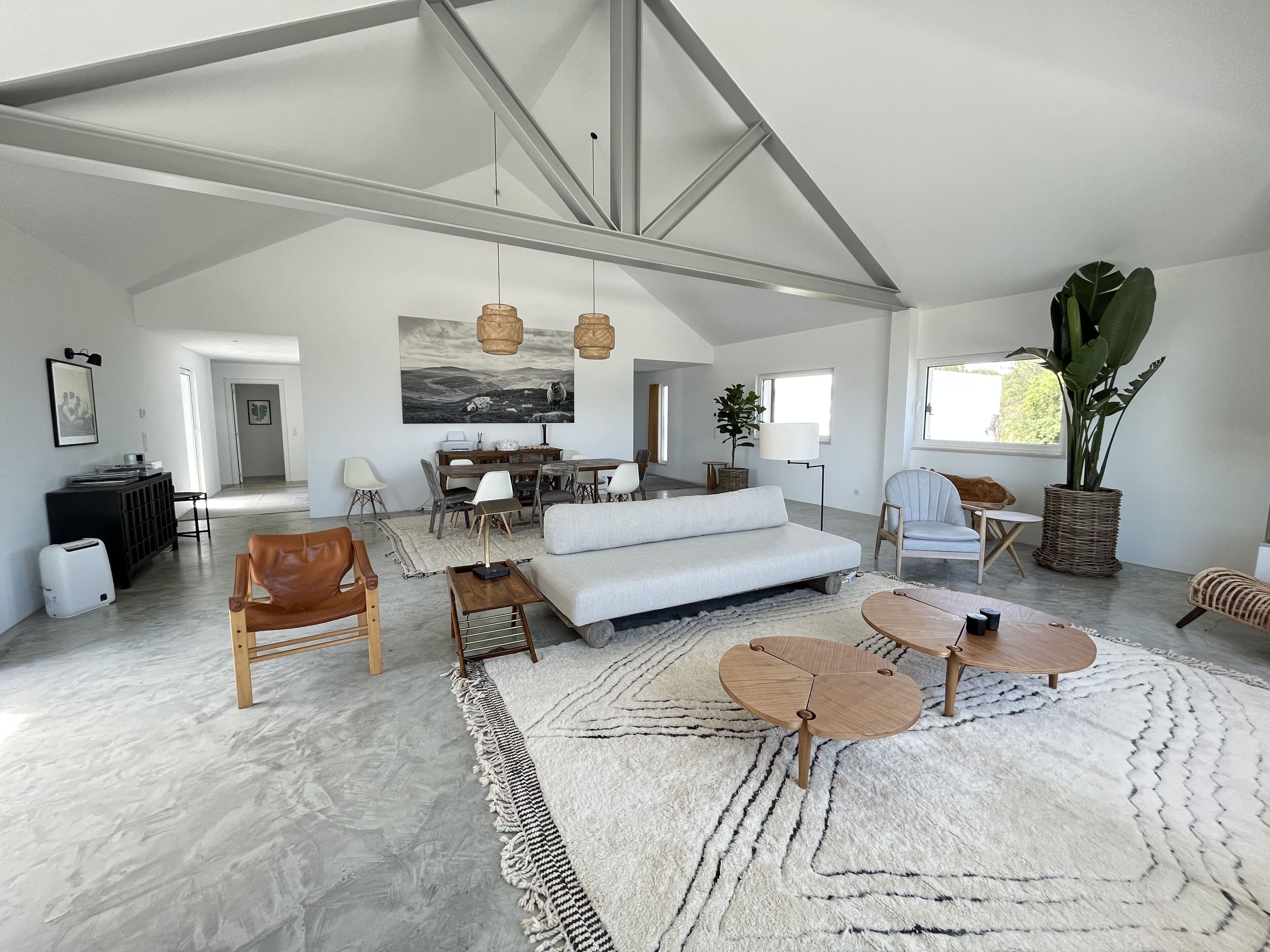 Exclusive Villa | Living area | 40-inch LCD TV with cable channels, TV