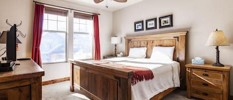 Master bedroom - King