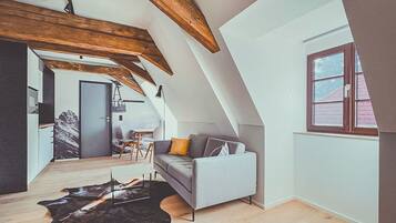 In-room safe, desk, laptop workspace, blackout drapes