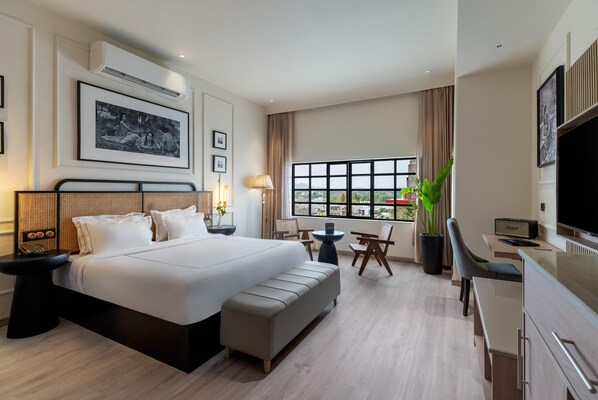 Minibar, iron/ironing board (on request), free WiFi, bed sheets - My Downtown - Prime A Premium Boutique Hotel Udaipur (Udaipur)