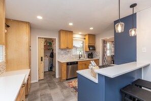 Fridge, microwave, oven, stovetop - Brady's Tuition (Garner)