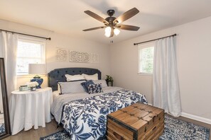 3 dormitorios, tabla de planchar con plancha, wifi gratis y ropa de cama