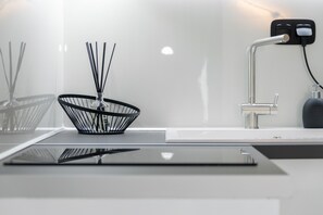 Wasserkocher mit Kaffee-/Teezubehör, Wasserkocher