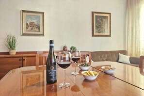 Dining - [A Few Steps from the Sea]Spacious House & Private Courtyard (Porto Sant'Elpidio)