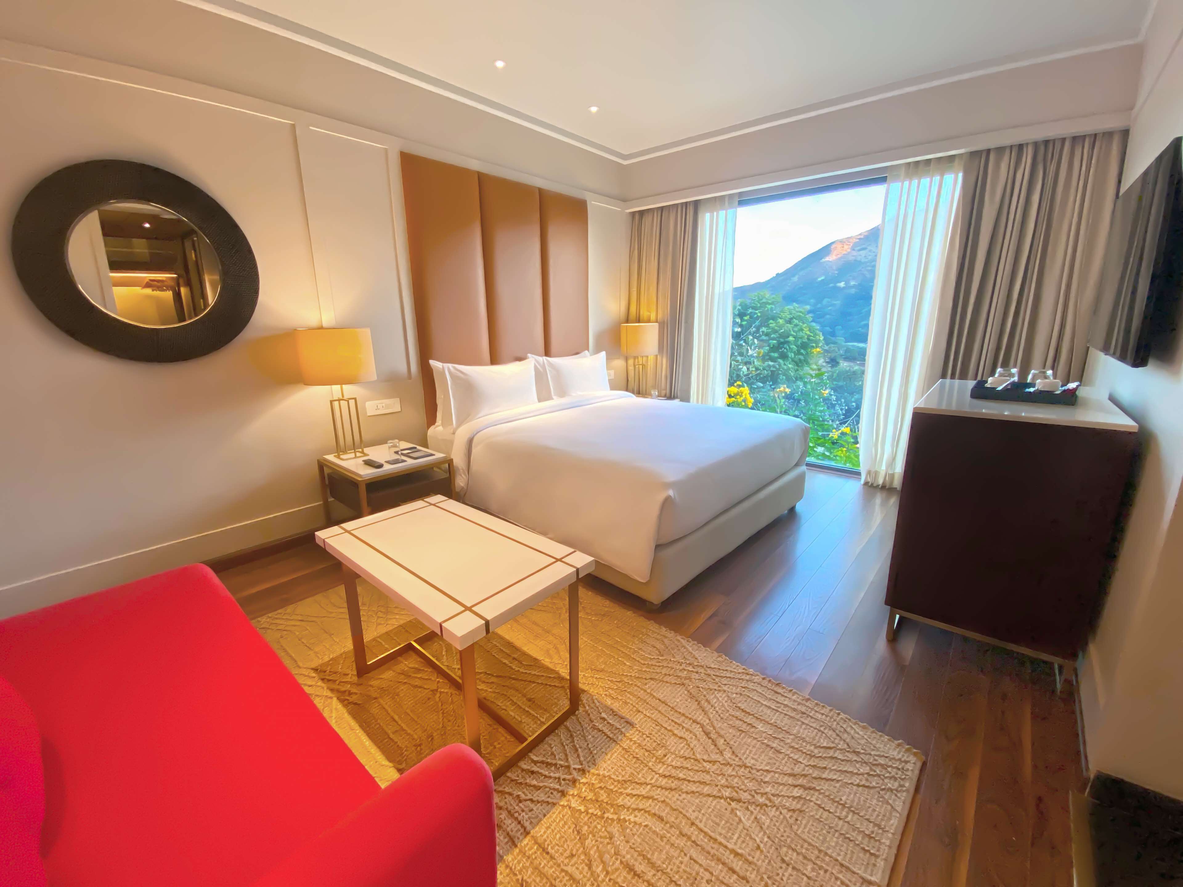 Premium bedding, Select Comfort beds, minibar, in-room safe