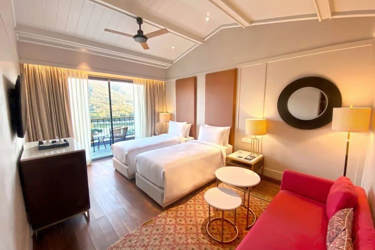 Premium bedding, Select Comfort beds, minibar, in-room safe