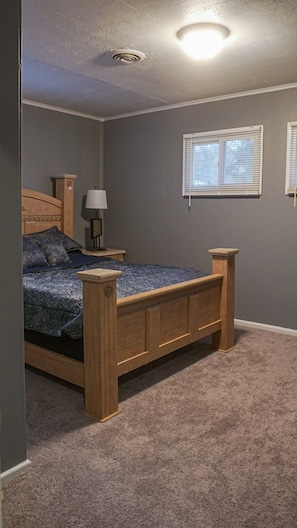 Room - Anita’s House (Akron)