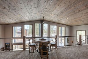 Dining - Lucky Lazy E – Scenic Black Hills Retreat with Bunkhouse, Bar & Pool Table (Lead)
