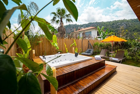 Premium Villa, 1 Queen Bed, Non Smoking, Pool View | Terrace/patio