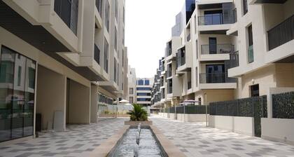 Stylish 1 BR for rent G005