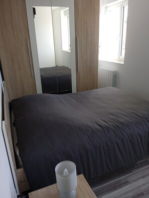 3 bedrooms, iron/ironing board, bed sheets - Maison de Vacance (Pouru-Saint-Remy)