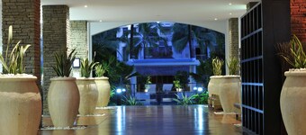 Peppers Beach Club & Spa Palm Cove