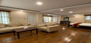 Apartamento | Wi-Fi de cortesia, roupa de cama