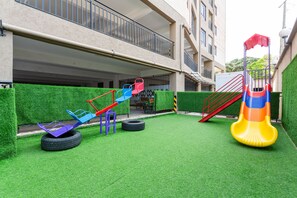 Children's area - LUX/Exquisite One bedroom Unit in Kilimani.5 min to YaYa Center & 4.8 km to CBD. (Nairobi)