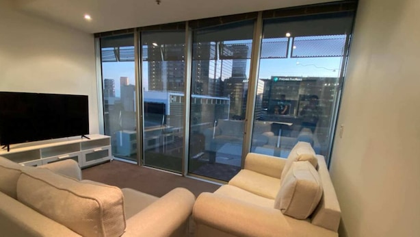 Unclassified image, 1 of 12, button - Convenient 2-bed Apt in CBD Southern Cross Station (Melbourne)