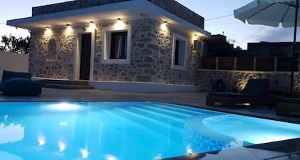 Double Bee Villa with private pool