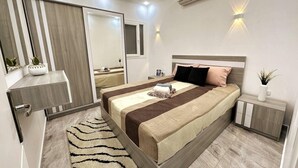 Apartment | 2 bedrooms, iron/ironing board, WiFi (surcharge), bed sheets - 2 Bed Flat - Sleeps 6 - Pool - Parking - Wifi (Hurghada)