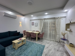 Apartment | Living area - 2 Bed Flat - Sleeps 6 - Pool - Parking - Wifi (Hurghada)