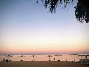 Apartment | Beach - 2 Bed Flat - Sleeps 6 - Pool - Parking - Wifi (Hurghada)