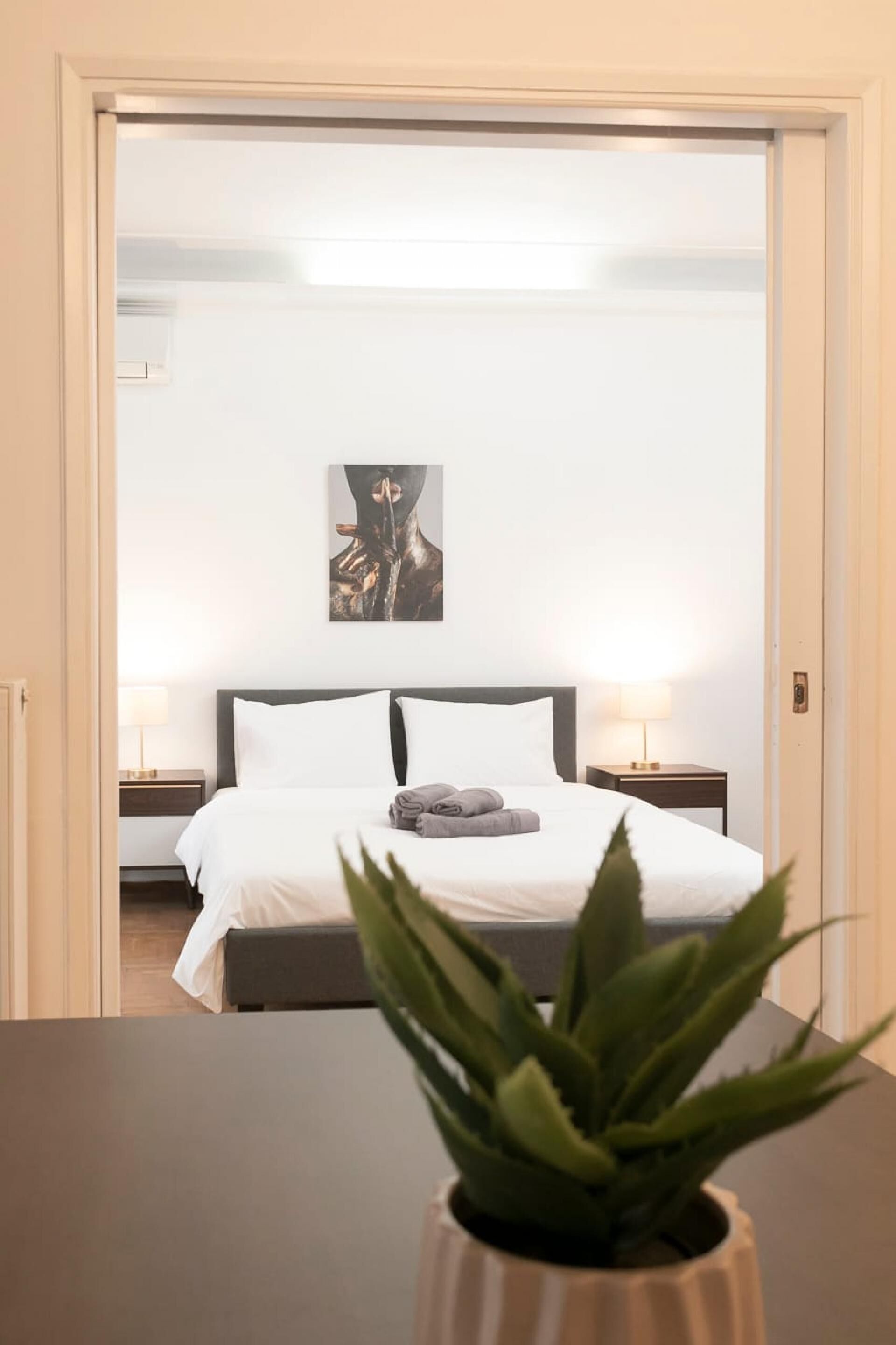 4 quartos, quartos à prova de som, ferros/tábuas de passar roupa