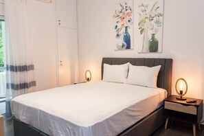 1 bedroom, iron/ironing board, free WiFi - Elegant Urban Escape Apt in Kolonaki (Athens)