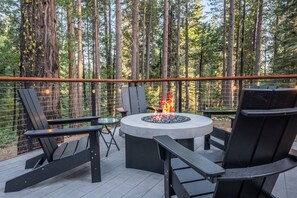 Property grounds - Tranquility Luxury Lodge w/ AC & Pool Access! (Dorrington)