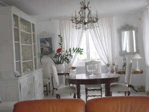 Dineren