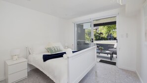 3 chambres, fer et planche à repasser, Wi-Fi gratuit, draps fournis