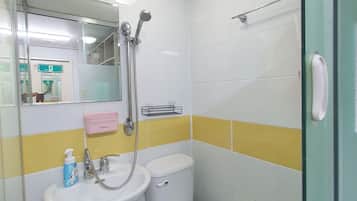 Standard Single Room, 1 Single Bed, Non Smoking, Private Bathroom | Free WiFi
