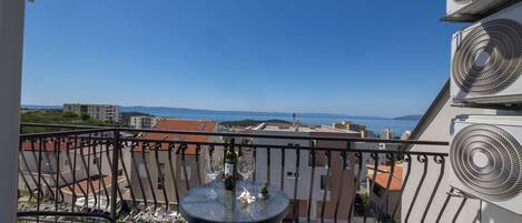 Studio (A2) | Restauration extérieure