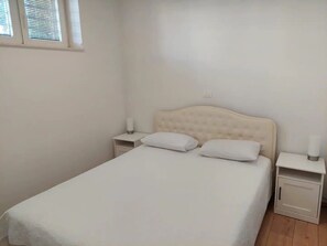 2 Schlafzimmer, Bügeleisen/Bügelbrett, kostenloses WLAN