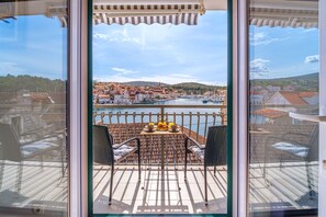 Water view - Apartment Magical View (Milna)