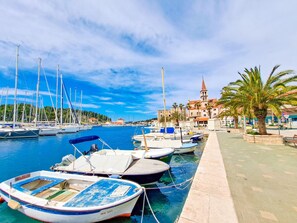 مكان جذب سياحي