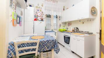 Apartment (A1) | Eigene Küche | Ofen, Wasserkocher
