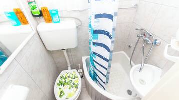 Apartment (A1) | Bathroom | Towels